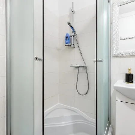 Apartament Nana - By Golden Gate, Old Town *