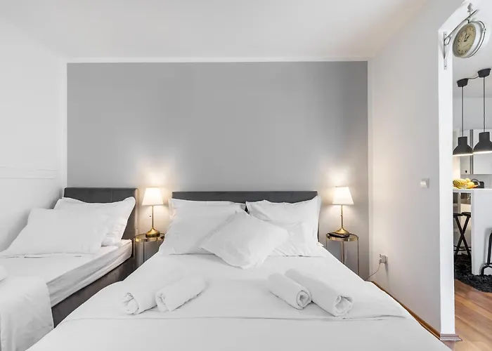 Splitstay Studio - 1 Min Walk To Diocletian'S Palace *